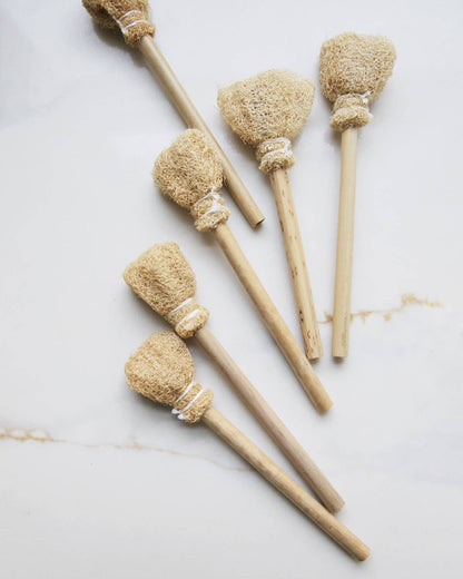 Natural loofah cup brush