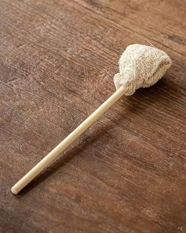 Natural loofah cup brush